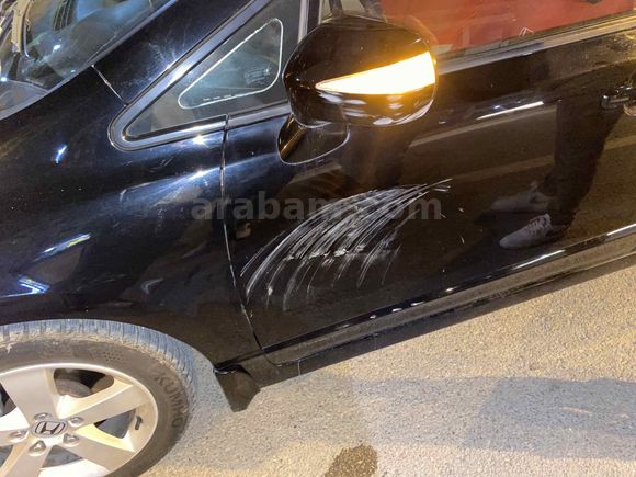 Sahibinden Honda Civic 1.6 Elegance 2009 Model Ankara 250.000 km Siyah