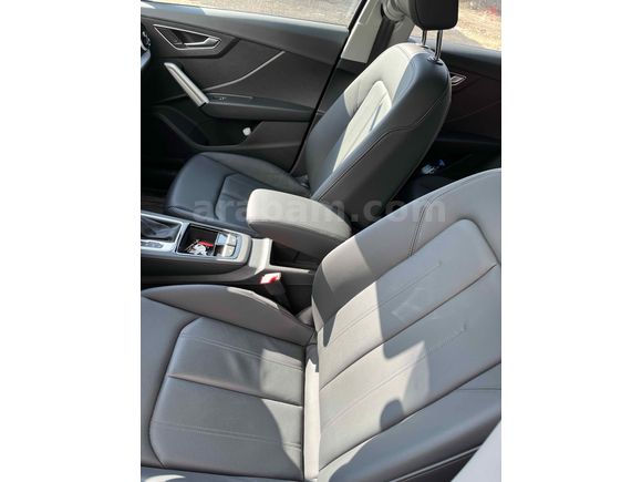 Sahibinden Audi Q2 35 TFSI Advanced 2025 Model 