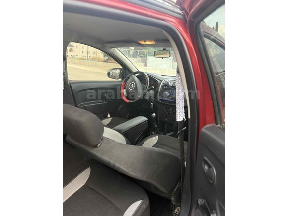 SAHİBİNDEN TEMİZ DACIA SANDERO STEPWAY 1.5 dCi – MASRAFSIZ!!
