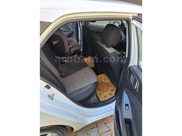 Sahibinden Hyundai i20 1.4 CRDi Style 2015 Model