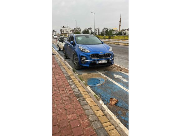 Sahibinden Kia Sportage 1.6 CRDI Elegance 2018 Model  145000 km Mavi (metalik)