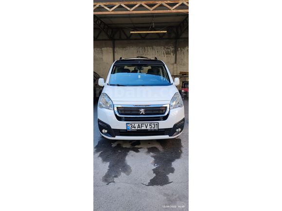 Sahibinden Peugeot Partner 1.6 HDI Zenith 2017 Model