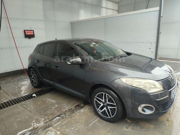Sahibinden Renault Megane 1.5 dCi Expression 2009 Model
