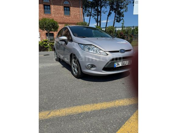 Sahibinden Ford Fiesta 1.4 TDCi Titanium 2011 Model