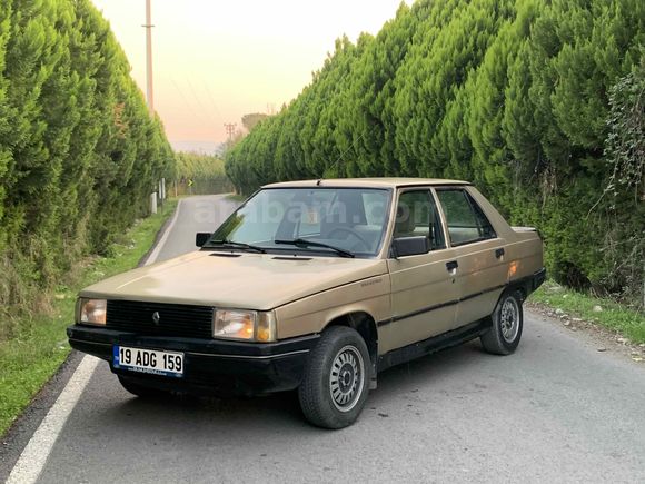 Sahibinden Renault R 9 1.4 Broadway 1987 Model 