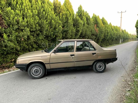 Sahibinden Renault R 9 1.4 Broadway 1987 Model 