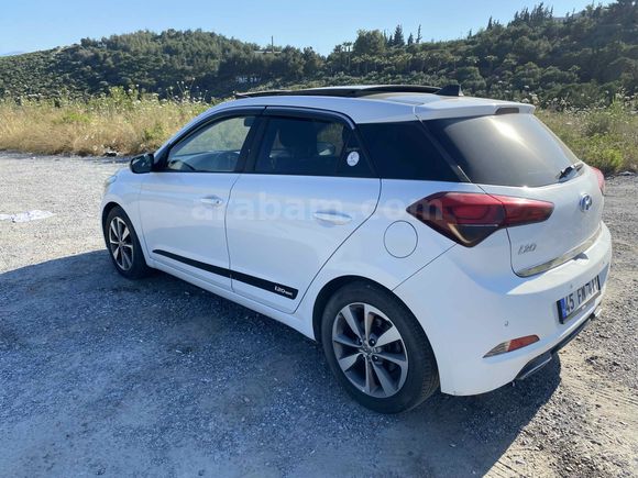 Sahibinden Hyundai i20 1.2 MPI Style 2017 Model 