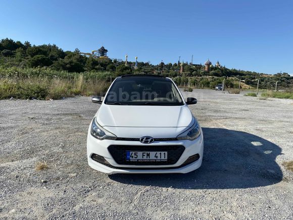 Sahibinden Hyundai i20 1.2 MPI Style 2017 Model 