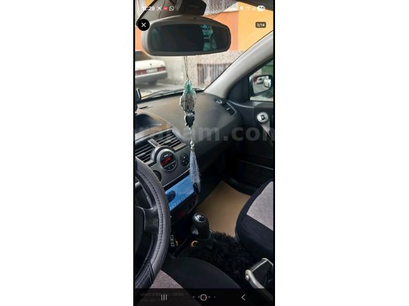 Sahibinden Renault Megane 1.6 Dynamique 2004 Model  187.600 km Gri