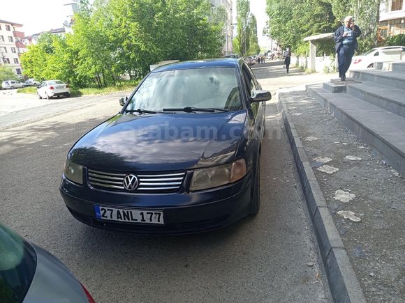 Sahibinden Volkswagen Passat 1.8tedir  torbolu tutulan  kasa  Comfortline 1998 Model