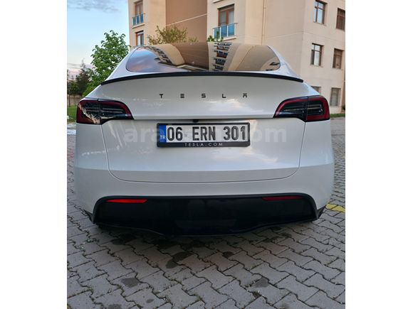 Sahibinden Tesla Model Y Standart Range 2024 Model 