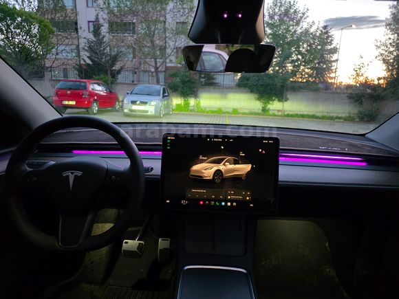 Sahibinden Tesla Model Y Standart Range 2024 Model 