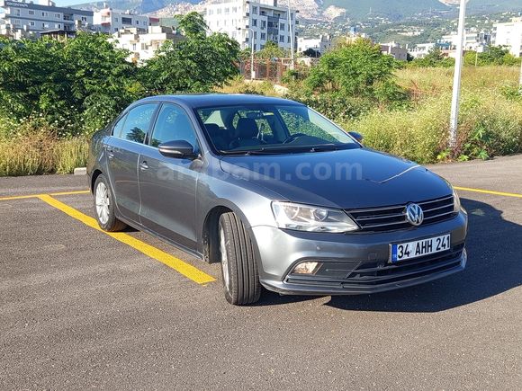 Sahibinden Volkswagen Jetta 1.4 TSi BlueMotion Comfortline 2017 Model