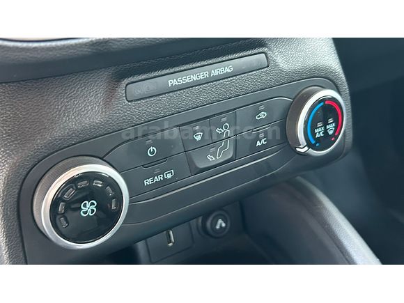FORD FOCUS 1.5 TdCi EcoBlue 2021 "OTOMATİK VİTES" SERVİS BAKIMLI