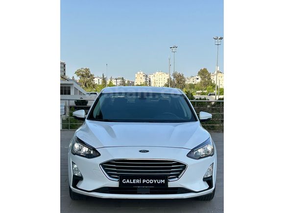 FORD FOCUS 1.5 TdCi EcoBlue 2021 "OTOMATİK VİTES" SERVİS BAKIMLI