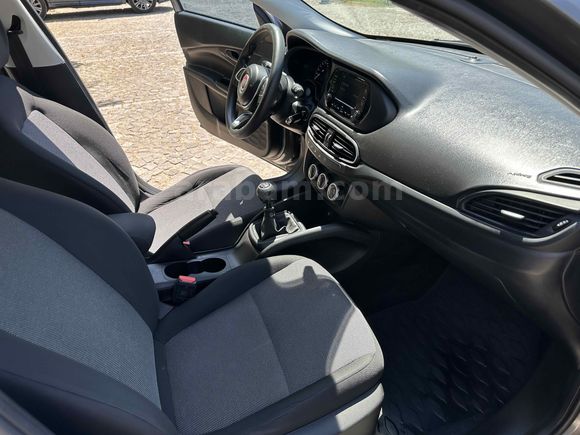 Sahibinden Fiat Egea 1.4 Fire Easy 2022 Model 