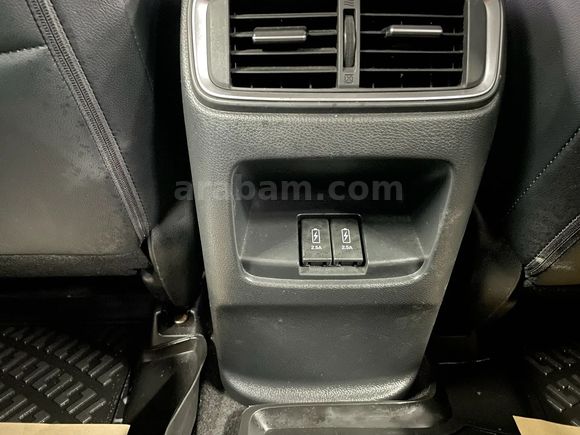 36 AY TAKSİTLE 2021 HONDA CR-V 1.5VTEC EXECUTİVE BOYASIZ 4X4