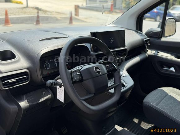 DİCLE OTO'dan 2025 MODEL HATASIZ 0.79 İLE FUL KREDİ+TAKAS İMKANI