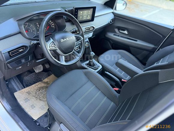 İLK ELDEN 2023 DACİA SANDERO STEPWAY 1.0 TCE EXPESSİON 13.100 KM