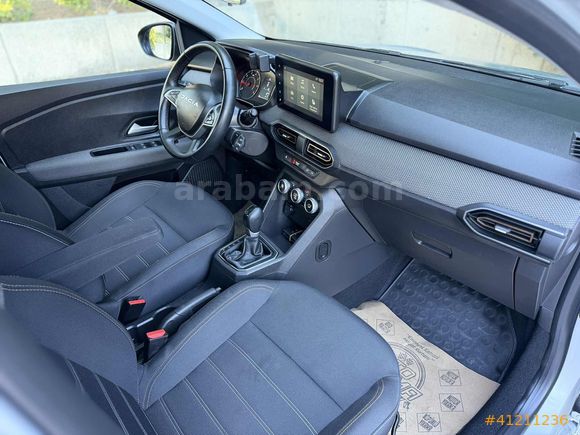 İLK ELDEN 2023 DACİA SANDERO STEPWAY 1.0 TCE EXPESSİON 13.100 KM