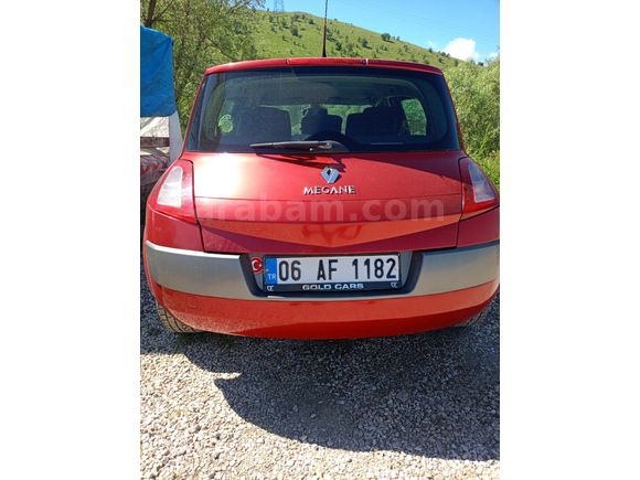 Sahibinden Renault Megane 1.6 Dynamique 2004 Model  193.000 km Kırmızı