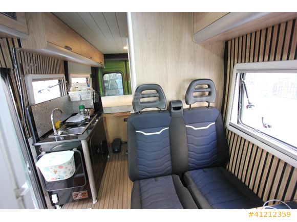 SIFIR SANDIK MOTORLU FULL YAPILI ÇİFT TEKER MOTO KARAVAN
