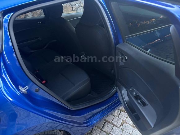 2023 CLİO 1.0 TCE TOUCH OTOMATİK 16.000 KM