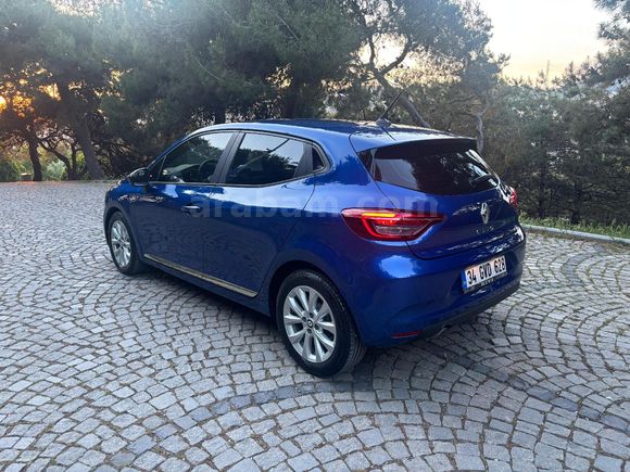 2023 CLİO 1.0 TCE TOUCH OTOMATİK 16.000 KM