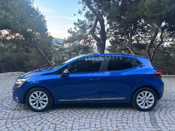 2023 CLİO 1.0 TCE TOUCH OTOMATİK 16.000 KM