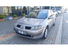 2004 MEGANE 2 TERTEMİZ 1,6 DİNAMİK GÜMÜŞ GRİ BENZİNLİ 267,000 KM