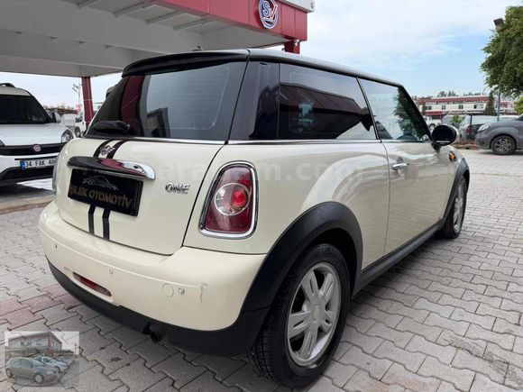 2012 MODEL MİNİ ONE 1.6 HATASIZ BOYASIZ 160.000 KM