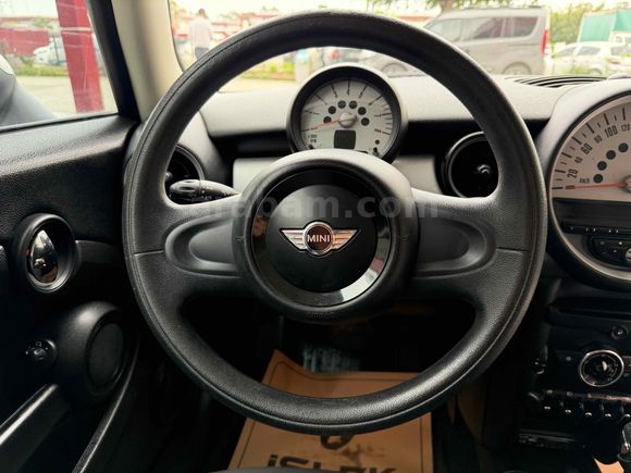 2012 MODEL MİNİ ONE 1.6 TÜRKİYE PAKETİ  160.000 KM