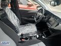 POŞETLERİ ÜZERİNDE 2025 MODEL OPEL CORSA F1 E-TOGGLE EDİTİON AT8