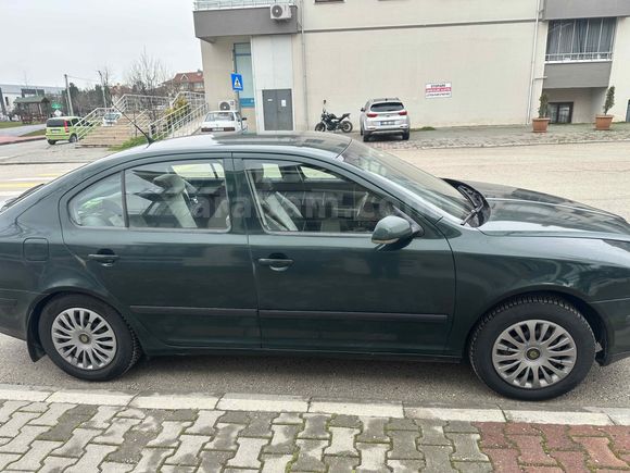 Sahibinden Skoda Octavia 1.6 Ambiente 2005 Model 