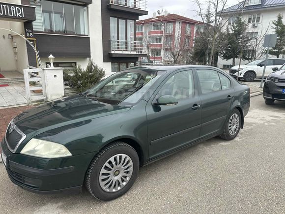 Sahibinden Skoda Octavia 1.6 Ambiente 2005 Model 