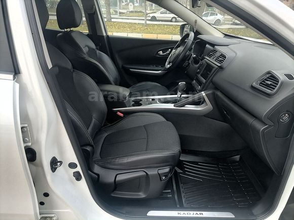 HATASIZ BOYASIZ 2016 MODEL RENAULT KADJAR 1.5 DCİ ICON OTOMATİK