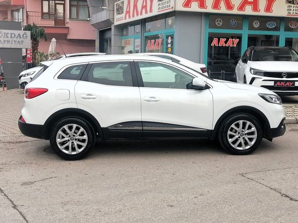 HATASIZ BOYASIZ 2016 MODEL RENAULT KADJAR 1.5 DCİ ICON OTOMATİK