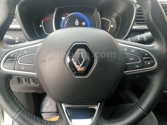 HATASIZ BOYASIZ 2016 MODEL RENAULT KADJAR 1.5 DCİ ICON OTOMATİK