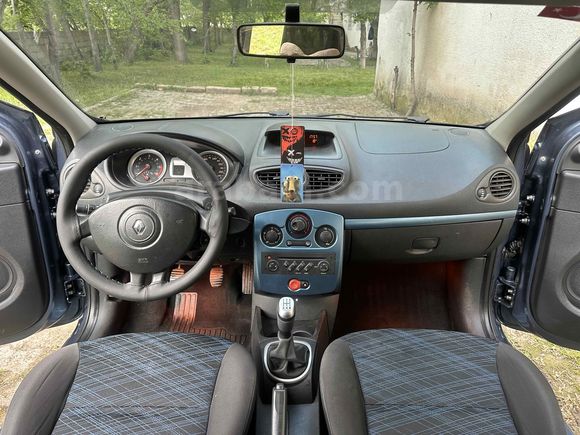 SAĞLIKÇIDAN DÜŞÜK KM DEĞİŞENSİZ 1.5 Dci