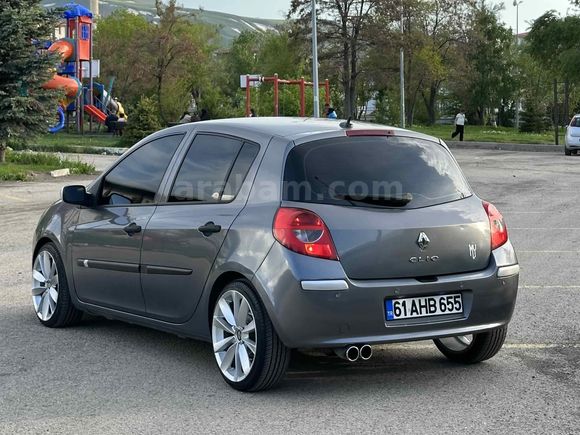 SAĞLIKÇIDAN DÜŞÜK KM DEĞİŞENSİZ 1.5 Dci