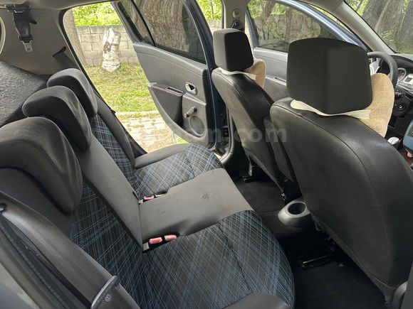 SAĞLIKÇIDAN DÜŞÜK KM DEĞİŞENSİZ 1.5 Dci
