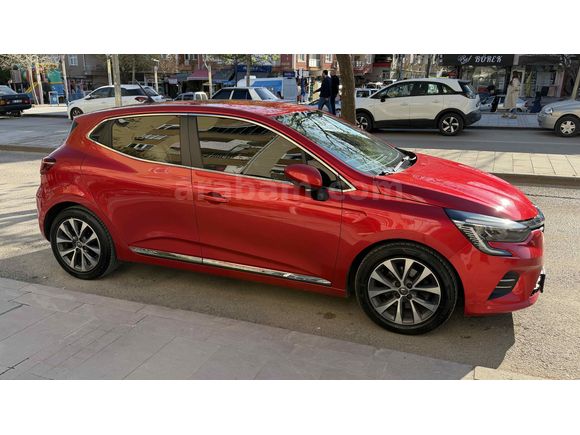 Sahibinden Renault Clio 1.0 TCe Icon 2020 Model Kırıkkale 88.000 km Kırmızı