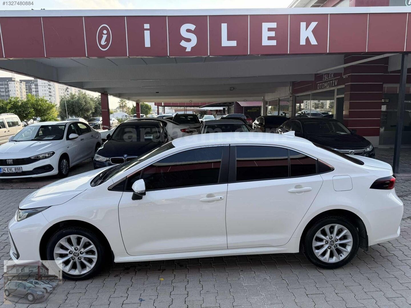 Galeriden Toyota Corolla 1.8 Hybrid Dream 2022 Model Adana 123.000 km Beyaz 6