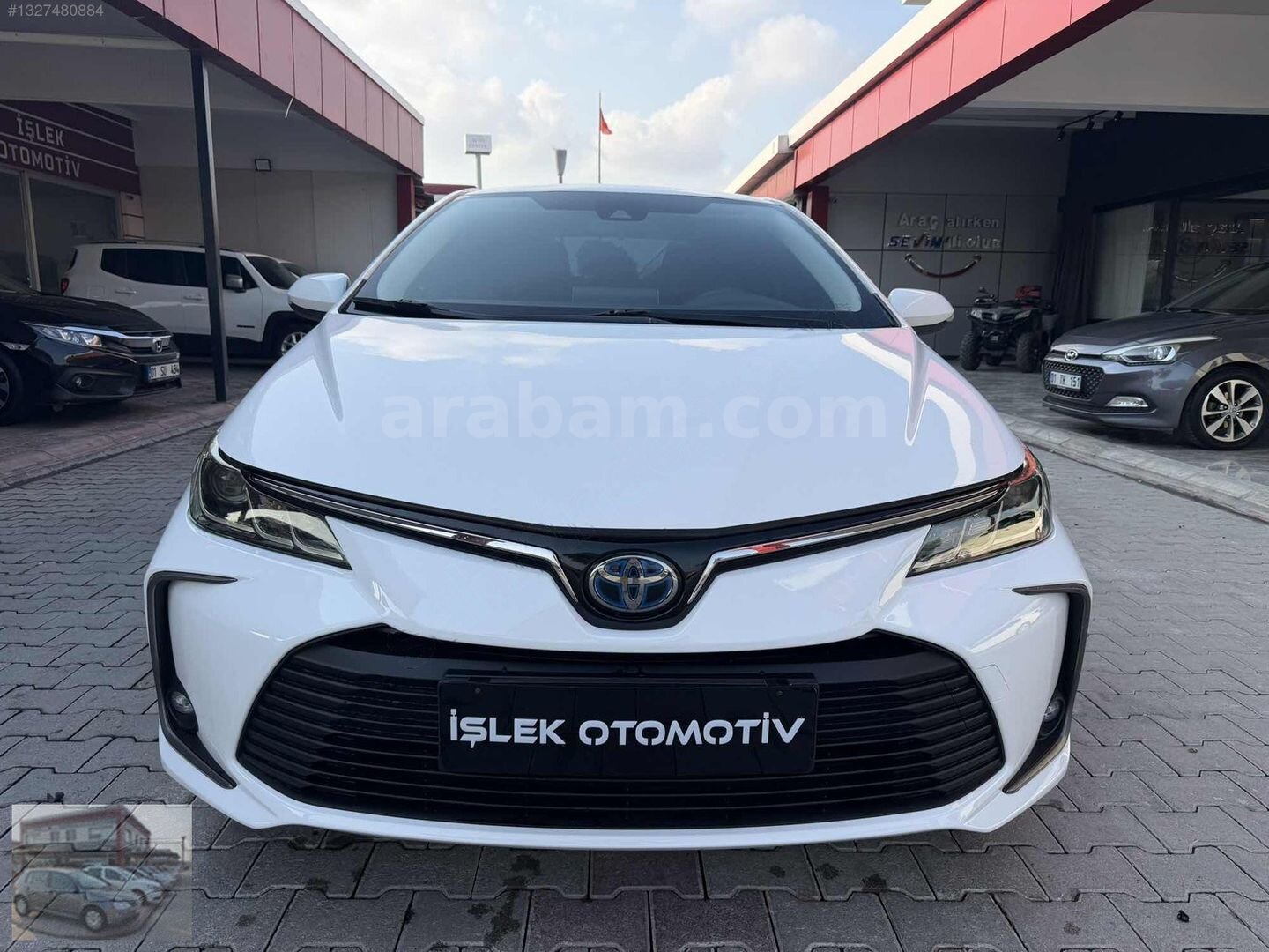 Galeriden Toyota Corolla 1.8 Hybrid Dream 2022 Model Adana 123.000 km Beyaz 2