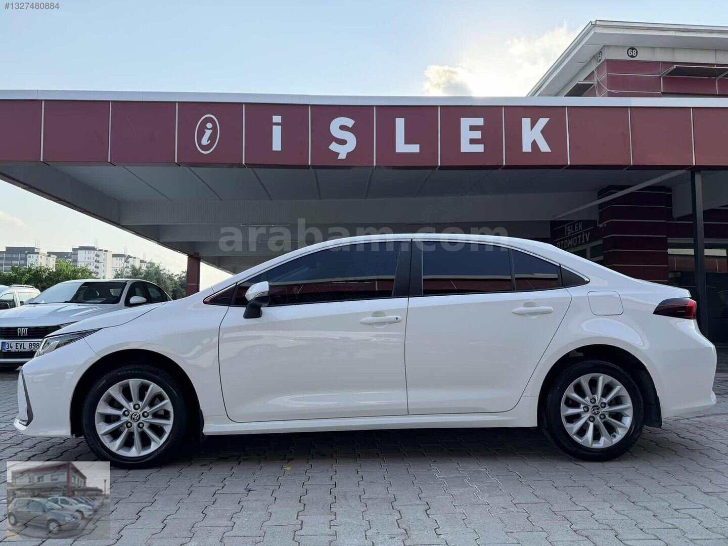 Galeriden Toyota Corolla 1.8 Hybrid Dream 2022 Model Adana 123.000 km Beyaz 5