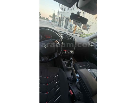Sahibinden Citroen C4 1.6 HDi Attraction 2013 Model 