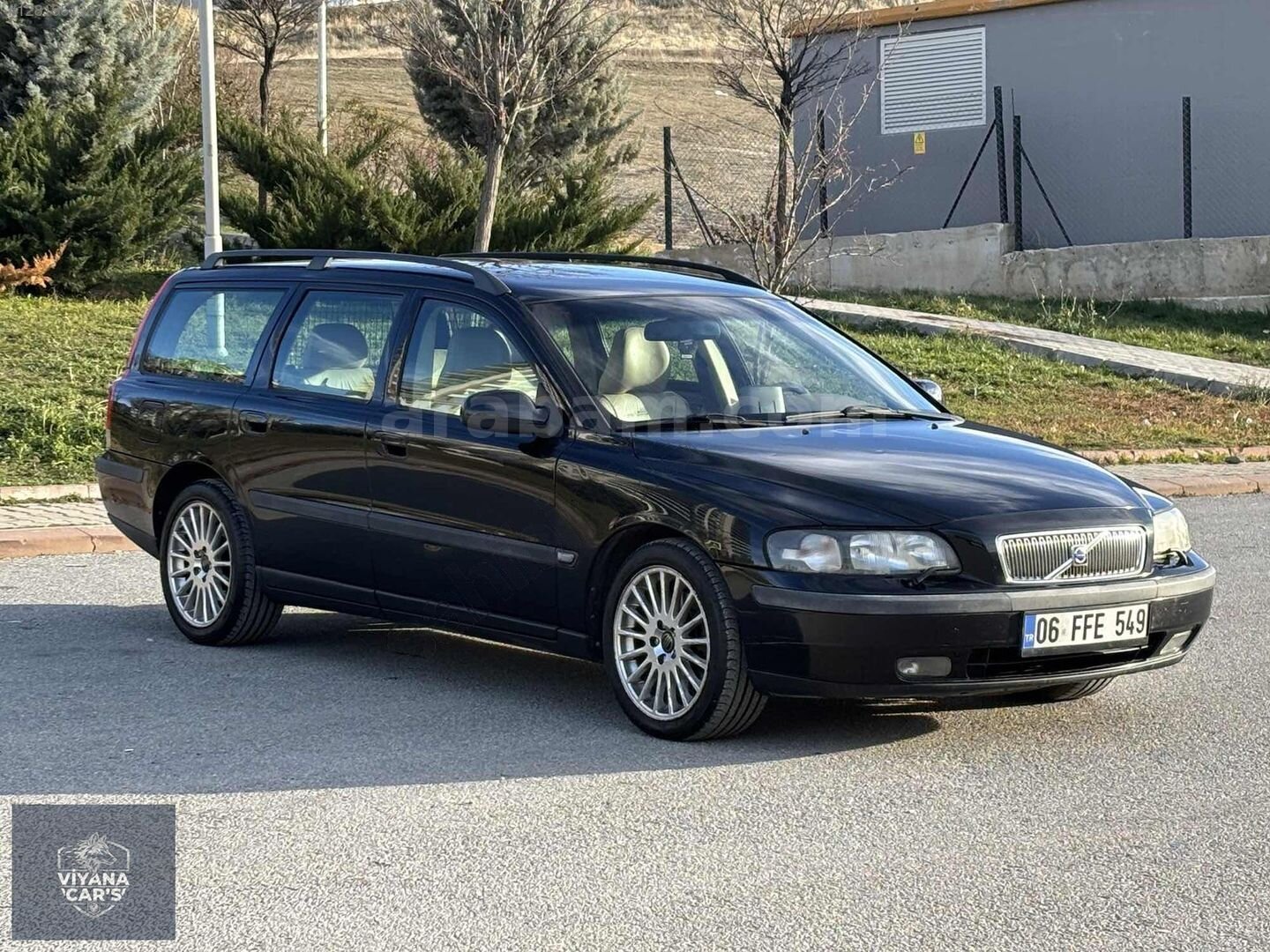 Galeriden Volvo V70 2.4 T 2002 Model Ankara 265.000 km Siyah 2