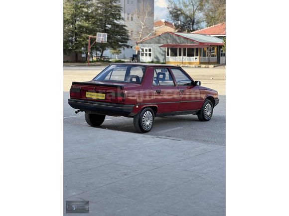 1993 MODEL EMSALSİZ BROADWAY