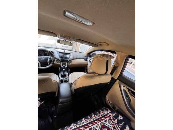 Sahibinden Hyundai Elantra 1.6 D-CVVT Mode Plus 2012 Model 