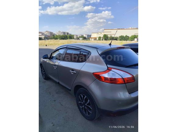 Sahibinden Renault Megane 1.5 dCi Dynamique 2012 Model 